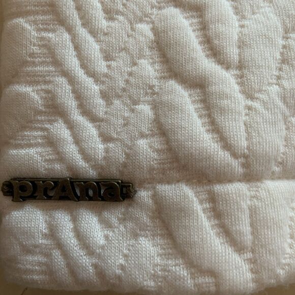 prAna Infinity Scarf Ivory Cream Cable Knit Cowl Neck Warmer 12X13.5 Chunky Warm - Picture 4 of 4